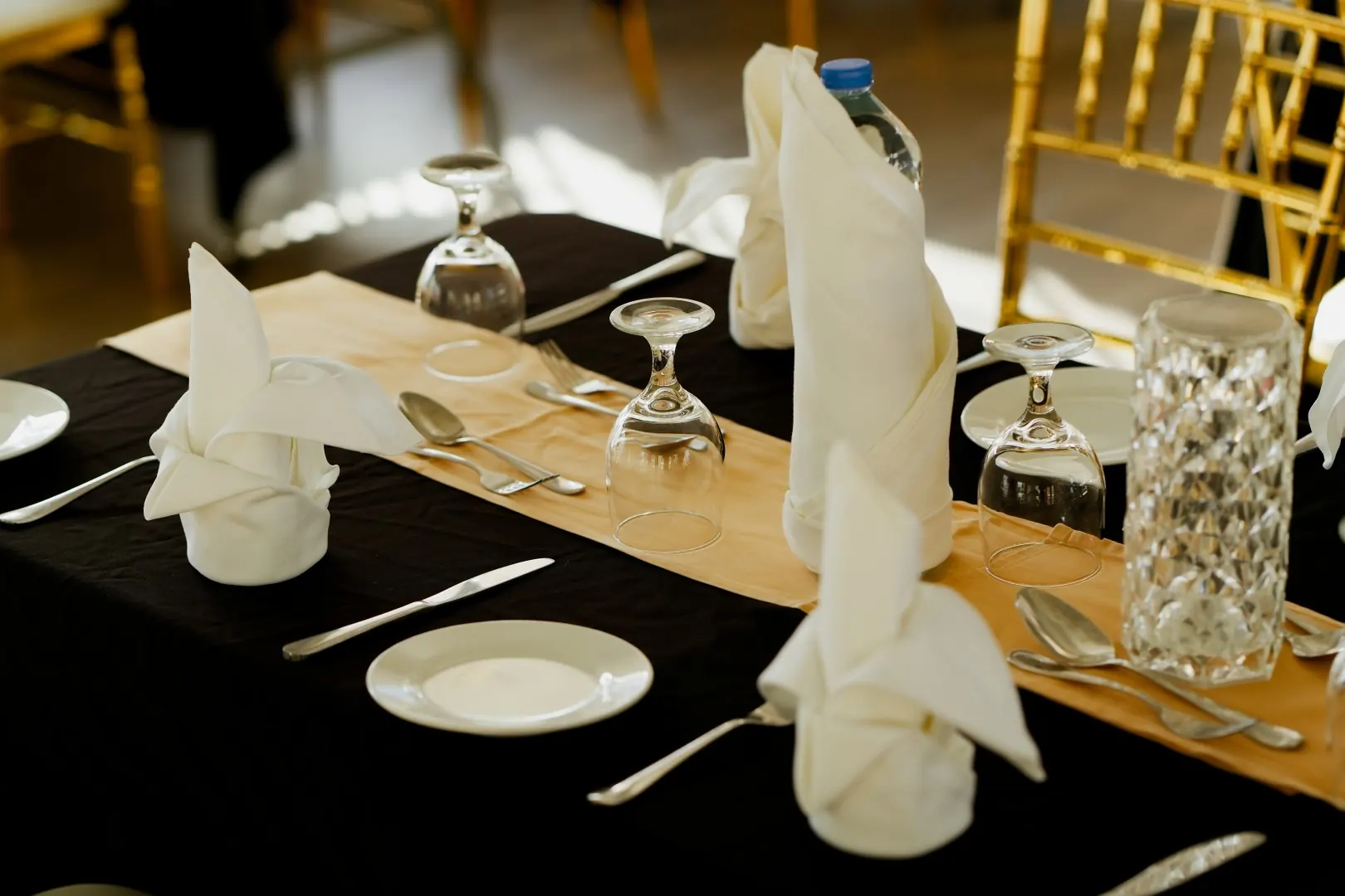Banquet table detail