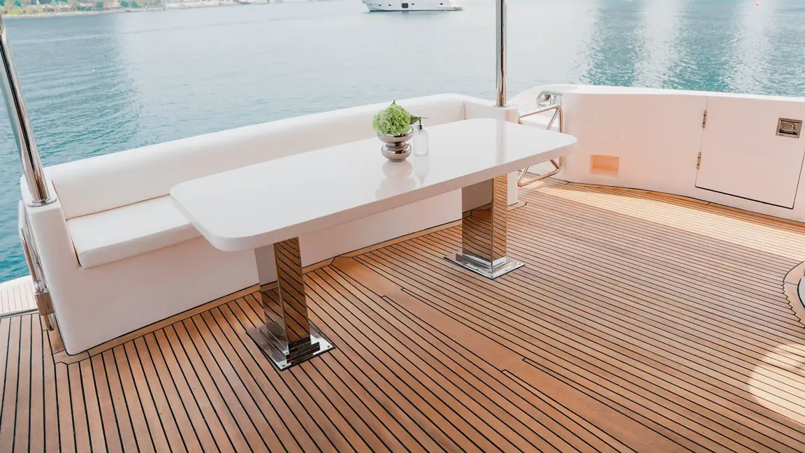 Icon 110ft superyacht, Dubai