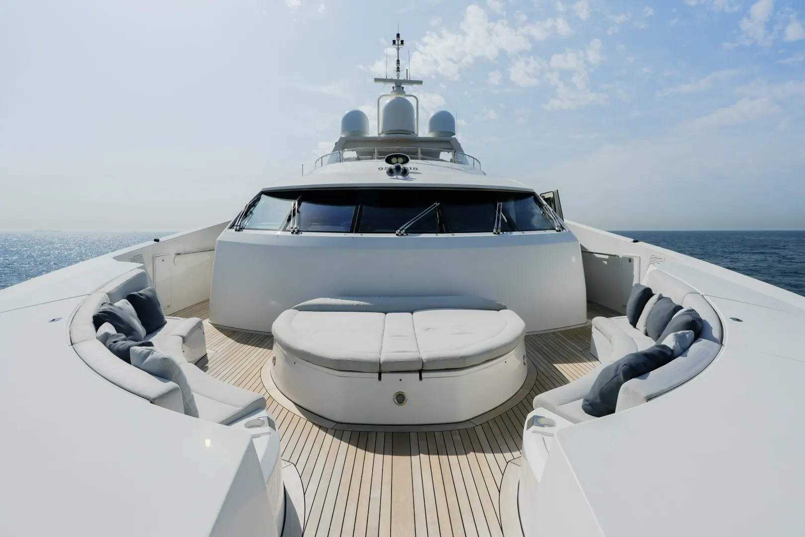 Bow jacuzzi