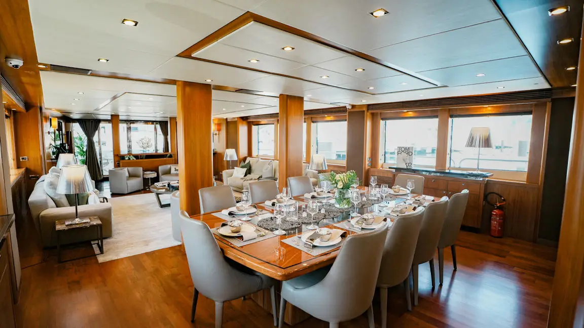 Encore 131ft Sunseeker superyacht, Dubai