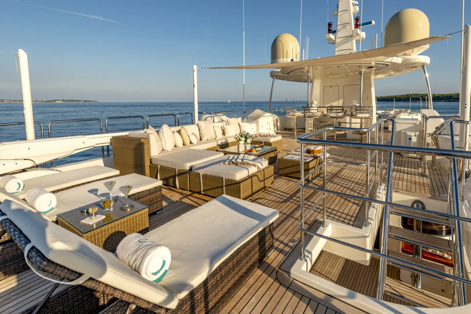 Open deck seating