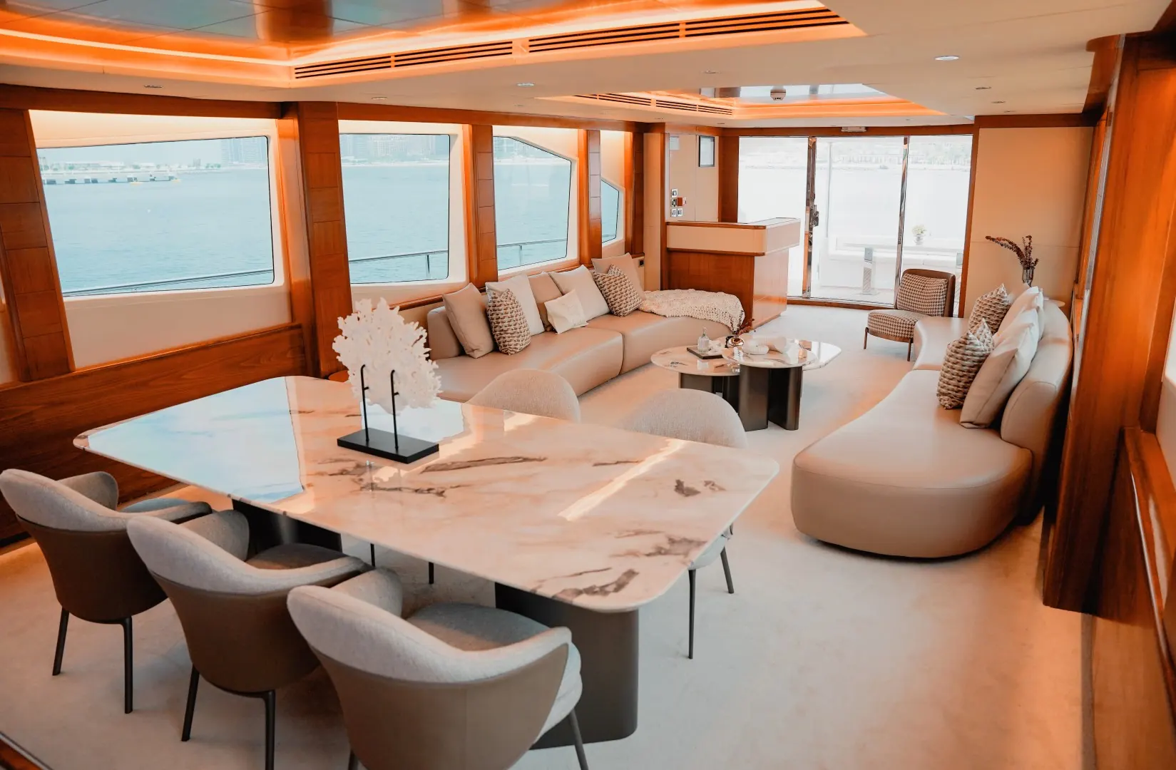 Main saloon angle