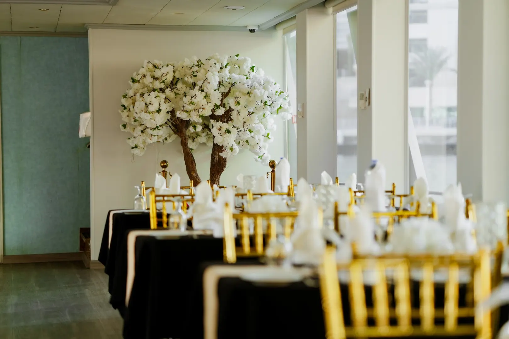 Floral centrepiece