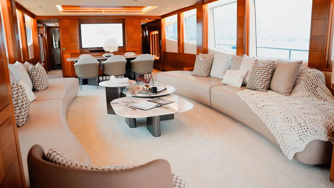 Icon 110ft superyacht, Dubai